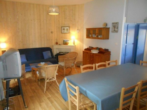 Appartement 5 pièces, 9 pers, balcon sud, proche centre et télécabine, options confort. - FR-1-401-96